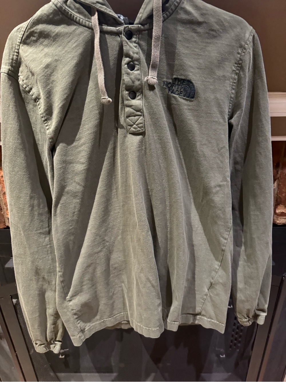 The North Face Men's Snap Placket Henley Hoodie Green Size Medium